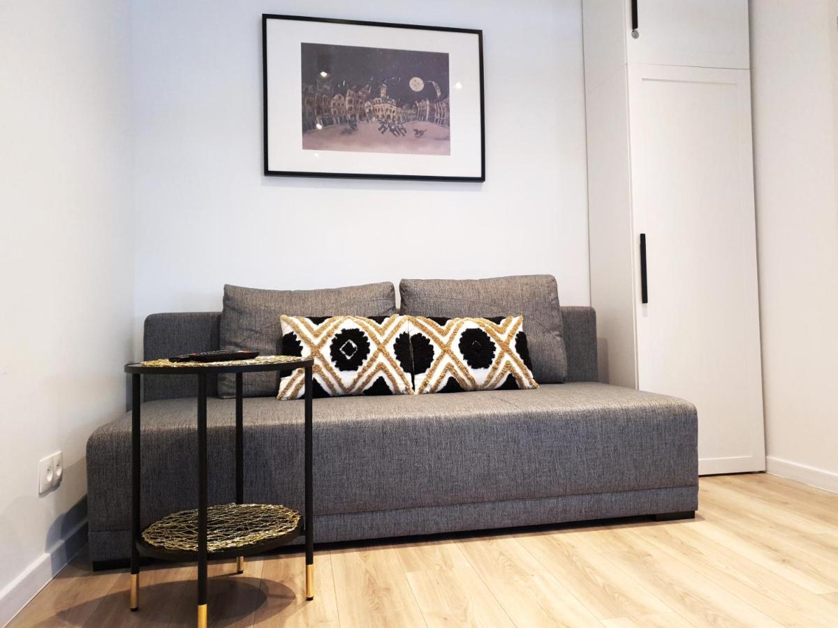 Apartament Przy Starowce - Zoni โบเลสวาเวียส ภายนอก รูปภาพ